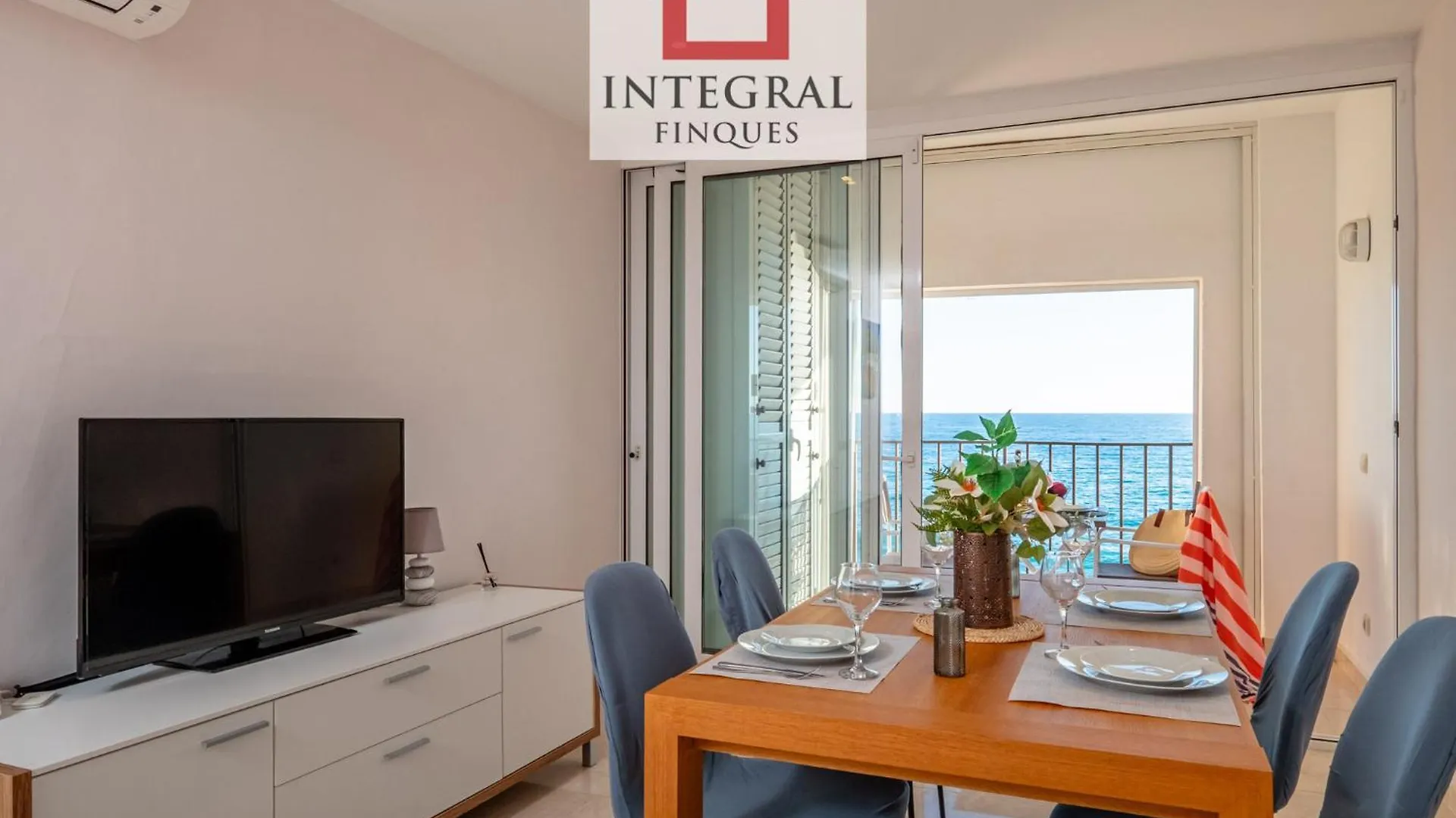 Blue Wave Apartment Calonge